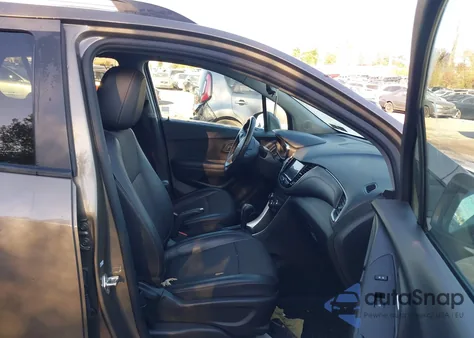 2022 Chevrolet Trax Awd Lt from USA, damaged, VIN KL7CJPSM6NB529237